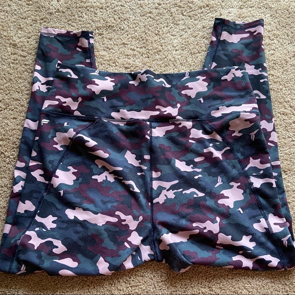 Fabletics high waisted power hold legging 1X - Picture 7 of 12